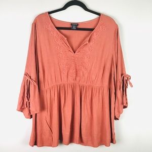 Torrid 3/4 Sleeve Embroidered Peplum Top Sz 1X